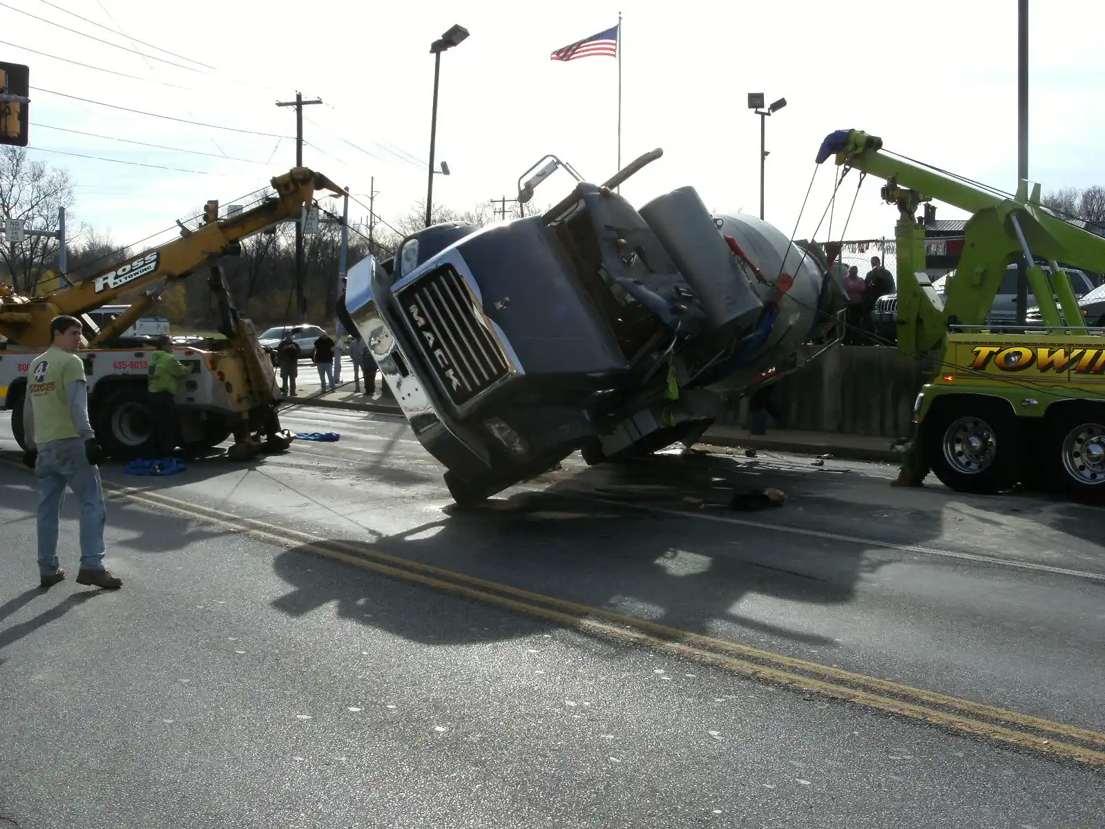 heavy equipment recovery services